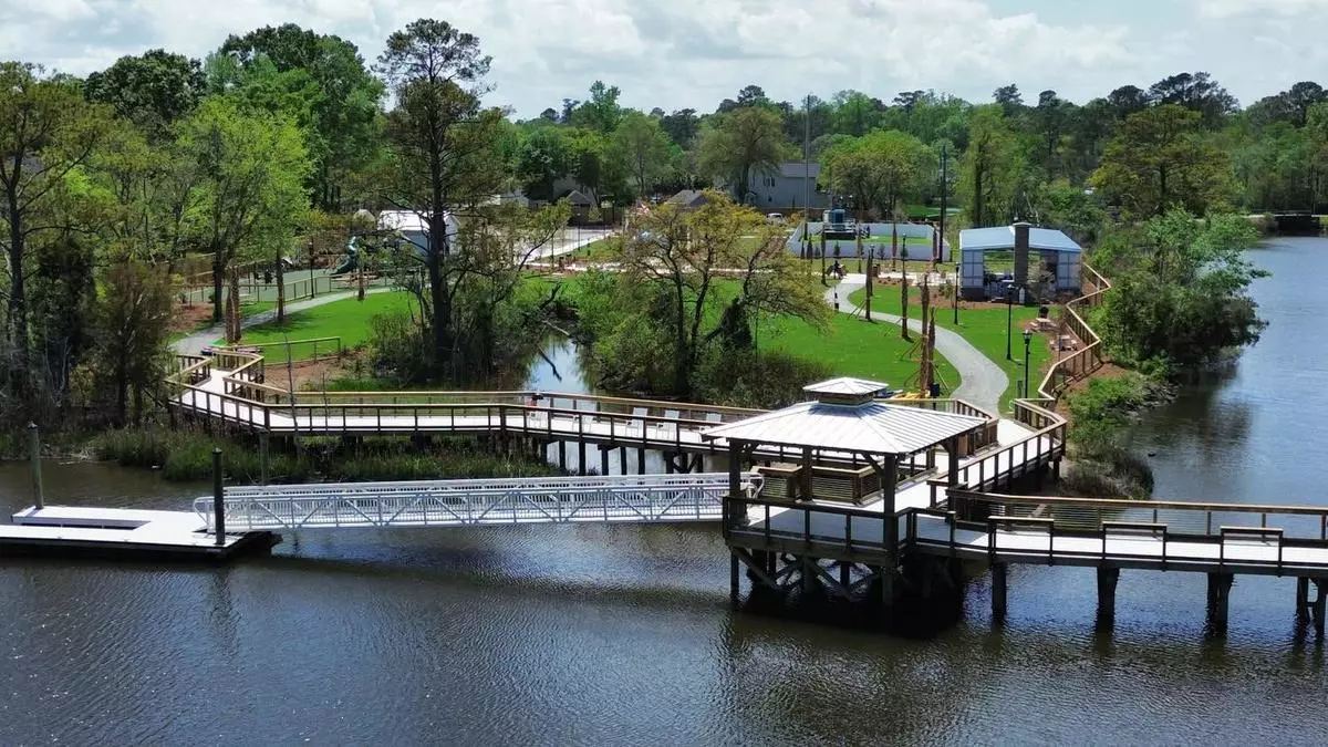 Creekside Park at Steward Street